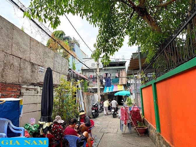 BÁN NHÀ CƯ XÁ LÊ ĐẠI HÀNH : 349/177 LÊ ĐẠI HÀNH - P. 13 - Q. 11 - HCM