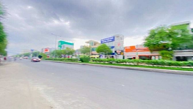 Cho thuê nhà ngang 6m mặt tiền đường 30/4 tiện văn phòng 35 triệu