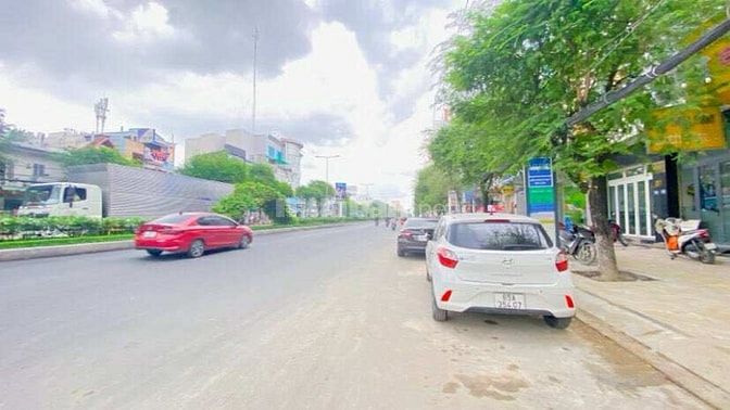 Cho thuê nhà ngang 6m mặt tiền đường 30/4 tiện văn phòng 35 triệu