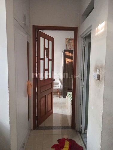 Mặt tiền hẻm xe tải 11 tỷ 200 triệu