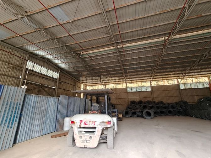* Cho thuê kho xưởng*850m2 QL 1A, phường Linh Trung, Quận Thủ Đức. 