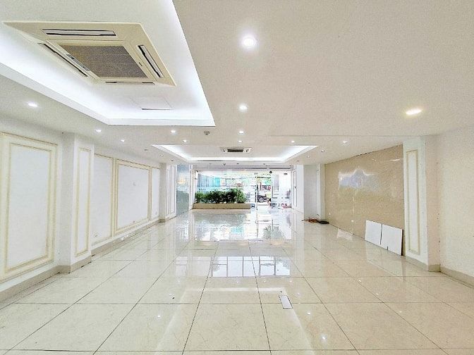 Cho thuê mặt bằng 130m2 làm Ngân hàng, Phòng khám, Salon tóc …