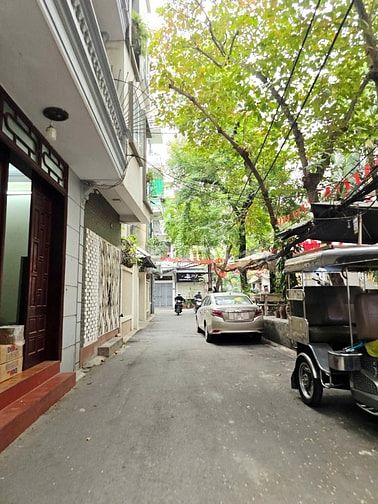 Bán nhà cách mặt phố Nguyễn Thế Rục 15m, phường Bồ Đề, quận Long Biên
