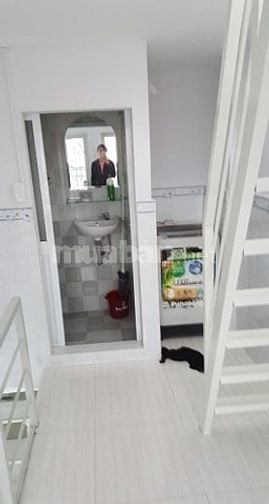 CHO THUÊ NHÀ 1 TRỆT 2 LẦU - 2PN- 2 BAN CÔNG - 2 WC (ĐẦY ĐỦ TIỆN ÍCH) 