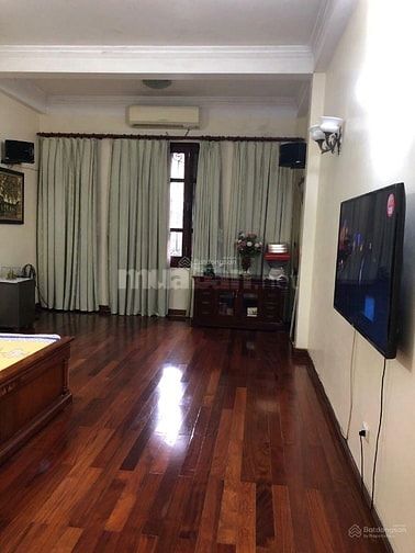 BÁN NHÀ 5 TẦNG MẶT HỒ TRUNG KÍNH TRẦN DUY HƯNG. CẦU GIẤY DT 90 M G 34.