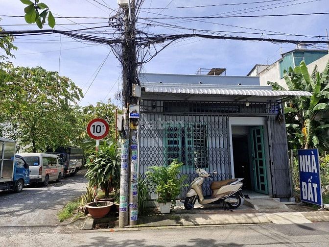 Hạ giá, bán nhà ở + dãy phòng trọ góc 2 MT nhựa 12m,gần Tô Ký