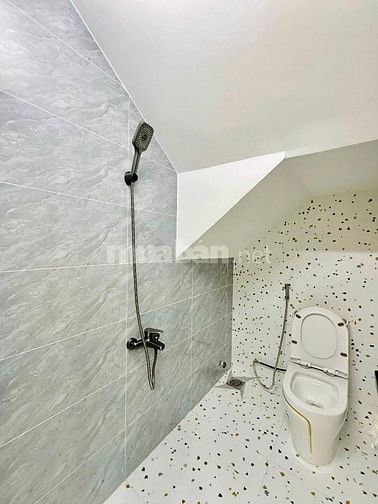 Nhà đang cho thuê 10tr/tháng Bùi Quang Là P12 Q. Gò Vấp giá 2tỷ750tr D