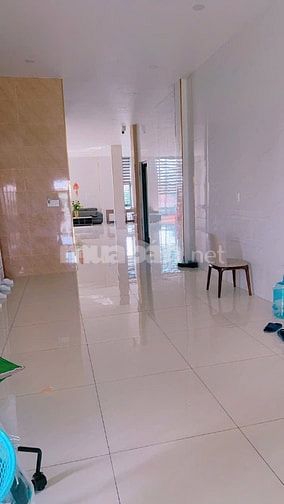Bán nhà 1 lầu, rộng 12m , mặt tiền , gần Lê Thị Hà