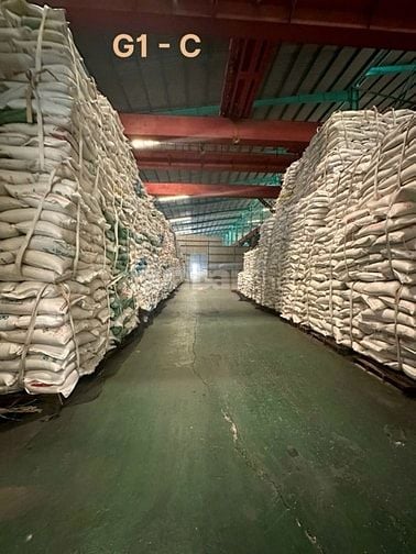 Cho thuê kho xưởng ngoài  KCN Bến Lức , Long An , giá thuê : 70k/m2/TH