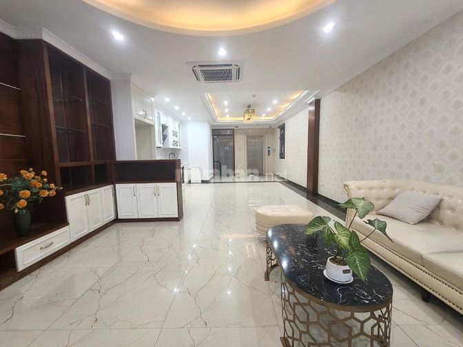 CC bán nhà 7T thang máy 70m2 MT 5,2m đường hè 7m phố Trung Kính 