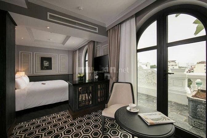 { Chính chủ) tôi cần bán toà Ks phố Hàng Bông, Q Hoàn Kiếm, Dt 190 m 
