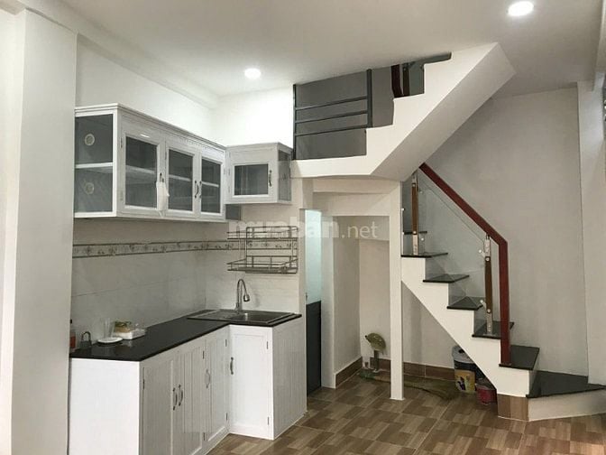NHÀ VỊ TRÍ ĐẸP CÁCH HẺM Ô TÔ TRẦN HƯNG ĐẠO 1 CĂN NHÀ