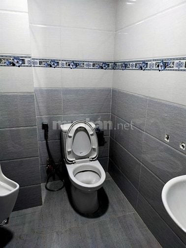 Buiding hầm, 4 lầu, phường An Phú, Q2, nhà mới, sàn trống, thang máy