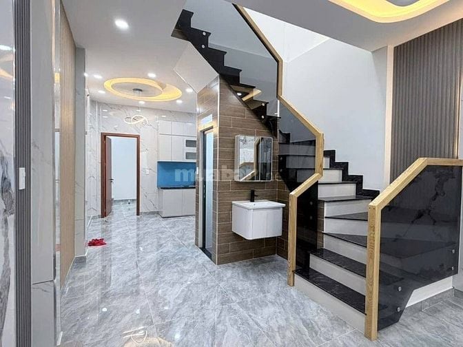 Bán nhà Đường Vĩnh Viễn, Phường 2, Quận 10 giá 4TỶ250, THUÊ 15tr/tháng