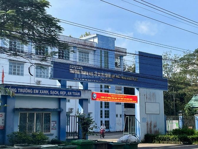 CHỦ GỬI 1000M2 ĐẤT TC CÓ SẴN VƯỜN MÍT ĐANG THU HOẠCH CẠNH CHỢ VÀ UBND 