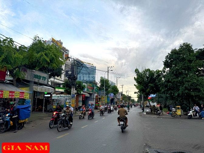 BÁN NHÀ MẶT TIỀN KINH DOANH : 756 HƯƠNG LỘ 2 - P. BÌNH TRỊ ĐÔNG A