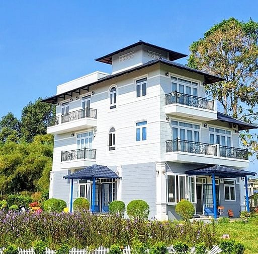 Biệt thự Mây Hồng Villa vừa xây dựng mới, nội ngoại thất cao cấp 