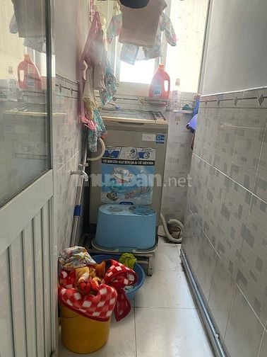 Bán CC tại HQC Plaza, 1,55 tỷ, 55m2, 2PN, 2WC, Sổ hồng ngay có vay NH