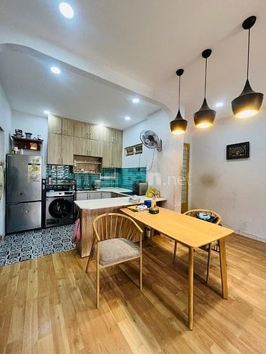 Bán Căn 2PN Chung Cư 750/1Bis Nguyễn Kiệm P4 PN 60,3m2 Giá 3,35 Tỷ