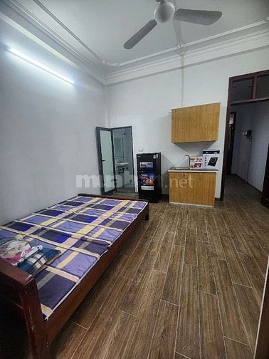Cho thuê CC mini 25m2, 4 triệu, tại số 16 ngõ 85 Xuân Thủy
