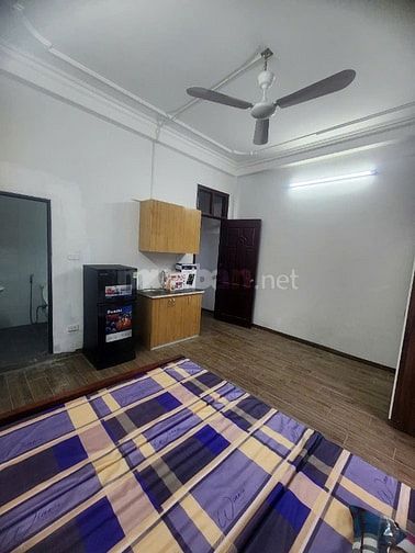 Cho thuê CC mini 25m2, 4 triệu, tại số 16 ngõ 85 Xuân Thủy