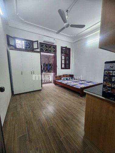 Cho thuê CC mini 25m2, 4 triệu, tại số 16 ngõ 85 Xuân Thủy