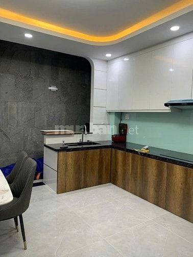 Bán Nhà 239/15 Đường Hồ Văn Long,BHHB 4Lầu 5.5ty DT: 5.5-11M2