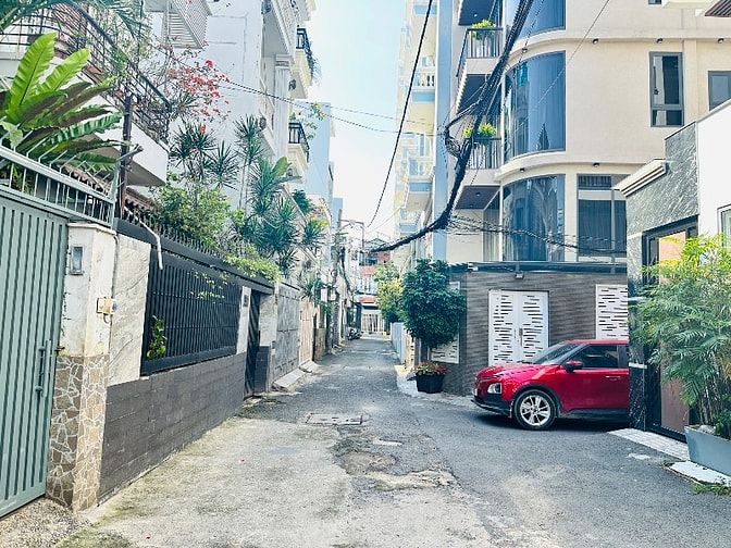Chính Chủ Bán Nhà HXH 317/ Thống Nhất,F11,dt 4x18m, 5 lầu, hh 1%