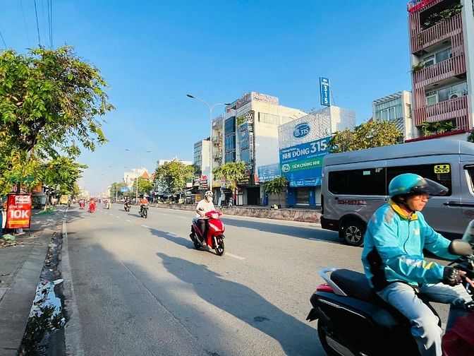 SIÊU VỊ TRÍ - MTKD LÊ TRỌNG TẤN TÂN PHÚ - 5x27M - CHỈ 15.2 TỶ