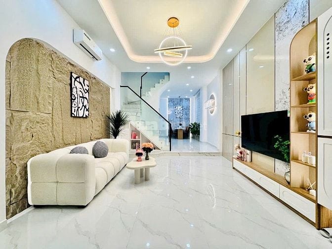 Bán nhanh căn 80,1m2 giá 8 tỷ 890 triệu đường Sư Vạn Hanh, phường 12, 