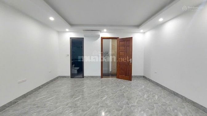 Bán nhà phố Hồ Tùng Mậu  45m 8 tầng, mặt tiền 5m.Thang máy, kinh doanh