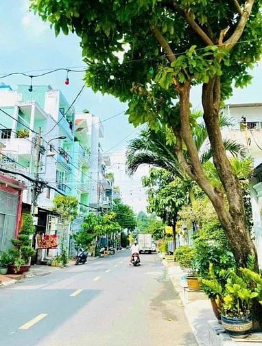 Bán nhà mặt tiền rộng (10x30) Nguyễn Văn Công p3 Gò Vấp (SÂN BAY)