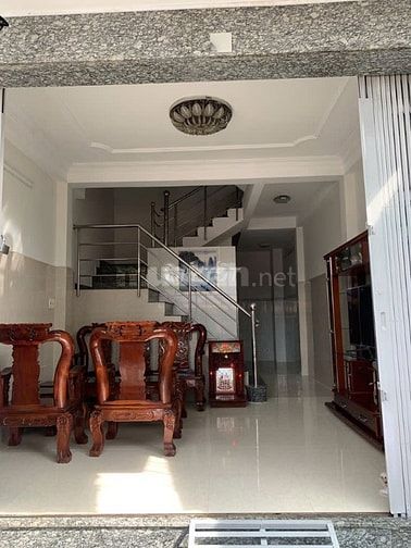 KẸT TIỀN BÁN GẤP NHÀ BÀNH VĂN TRÂN 50M2  p7 tân bình giá 1 tỷ 670 