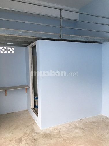 Phòng trọ 18m2 có gác, kệ bếp đường Nguyễn Văn Quá Quận 12