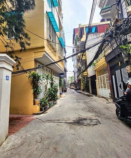 Bán Nhà Phố VIP Thái Hà - cạnh Lô Góc 2 Mặt Ngõ - 60m2 - Cách Ô Tô 5M 