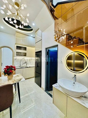 Bán nhà Vũ Huy Tấn, P.7, Bình Thạnh.Giá: 1 tỷ 750. 40m2 1T1L. sổ riêng