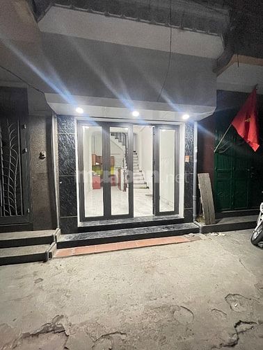 Cho thuê nhà nguyên căn nguyễn khang