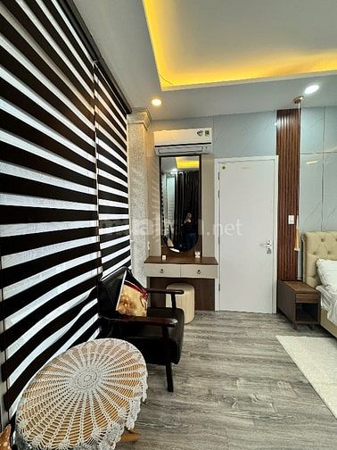 Góc 3mt 22/21 Trương Hoàng Thanh , 223m2 sàn, 5 tầng, có hđ thuê 63tr