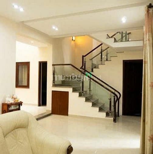 Chính chủ cho thuê biệt thự sân vườn hẻm xe tải 8m Gò Vấp - 204m²