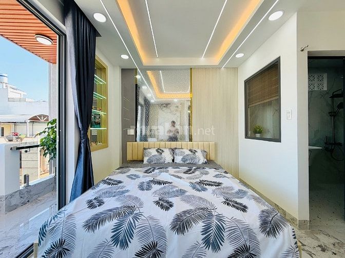 Siêu Phẩm đường 10m sát Phan Huy Ích 1 lửng 4 lầu thang máy 4x16