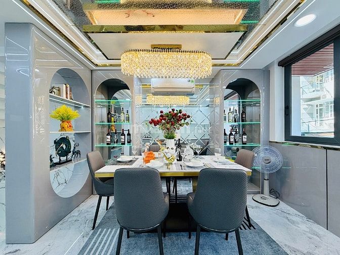 Siêu Phẩm đường 10m sát Phan Huy Ích 1 lửng 4 lầu thang máy 4x16