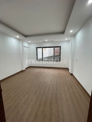 Bán nhà Thanh liệt 5,5 tầng xây mới chất lượng SĐCC gần đường chính