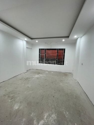 Bán nhà Thanh liệt 5,5 tầng xây mới chất lượng SĐCC gần đường chính