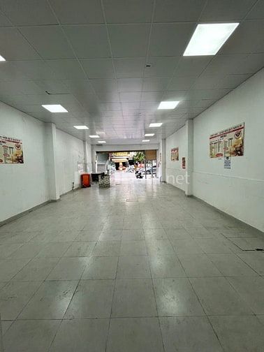 cho thuê nhà nguyên căn mặt tiền đường 120 Bạch Đằng Tân Bình 6,5x20m