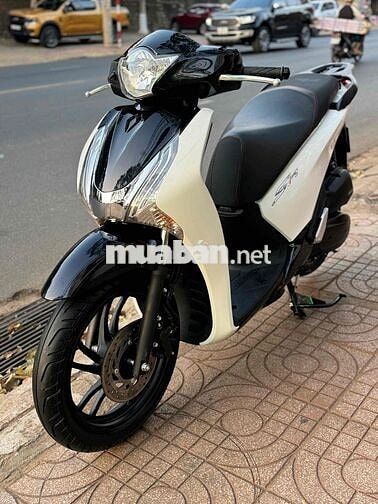 Honda SH 2016 Trắng đen - Muaban.net