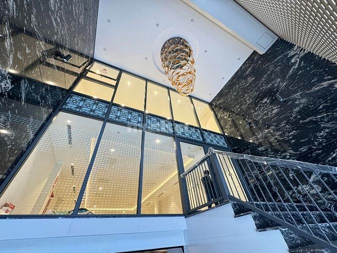 Toà Văn Phòng Phố Hoàng Đạo Thuý 15M MT - Vỉa Hè Rộng - 95.9 Tỷ.