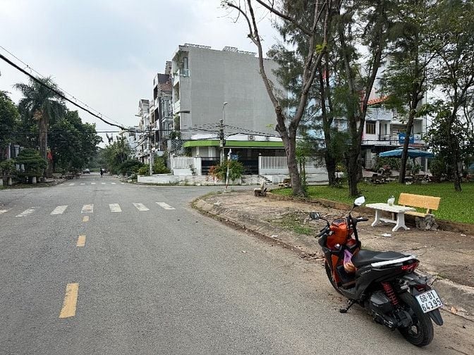 Bán gắp nền biệt thự KDC ấp 5 Phong Phú, Bình Chánh