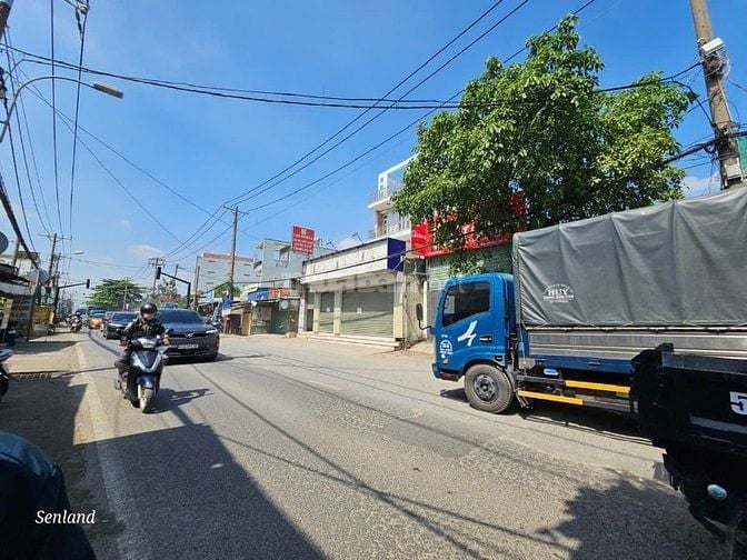 Bán nhà cấp 4 , mặt đường Nguyễn Duy Trinh 