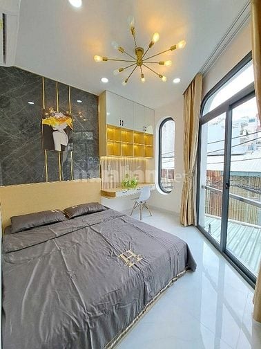 Nhà đẹp Hoàng Diệu - Quận 4. 2 tầng - Gần công viên Khánh Hội