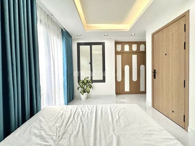 Nhà 2 tầng đường Nguyễn Văn Thủ, Quận 1 - Giá 2,550 tỷ - Gần trường